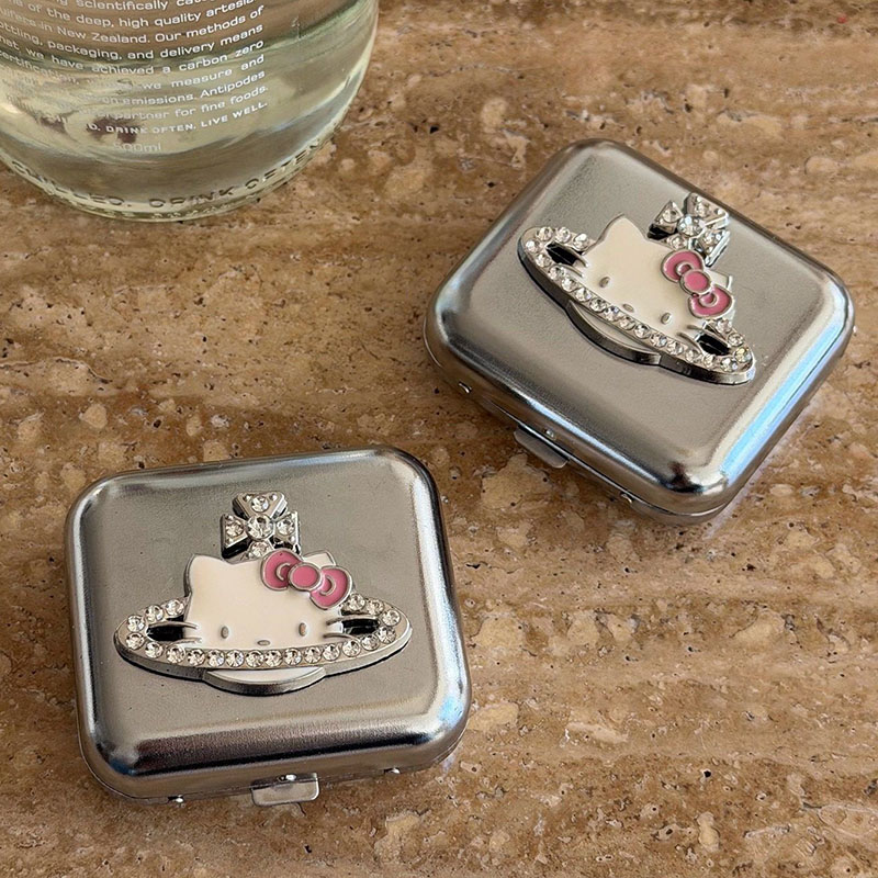 Hello Kitty Metal Ashtray with - Car Accessories Japanese 评论和价格